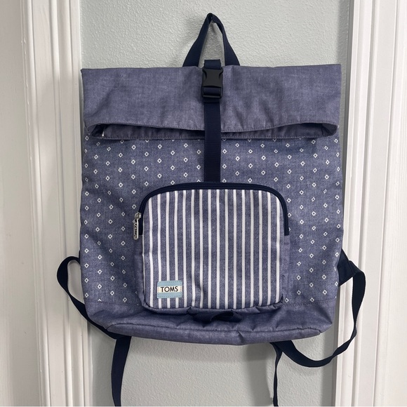 TOMS fold over backpack - Picture 1 of 6